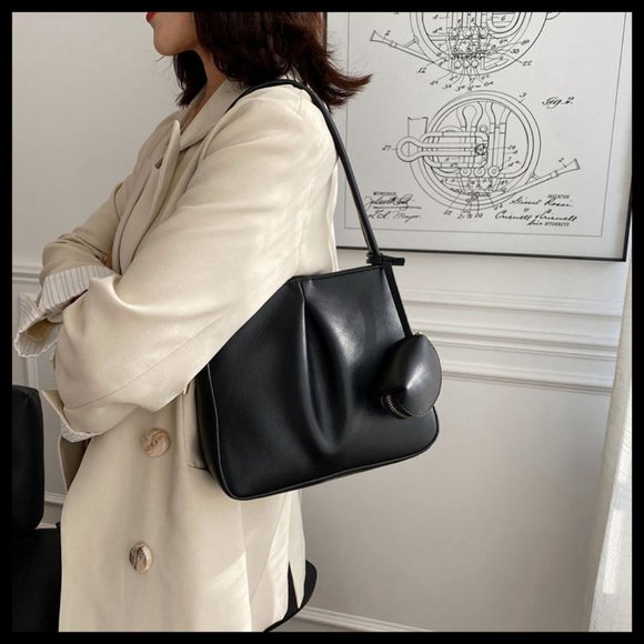 NEW Black Shoulder Bag - Picture 6 of 8